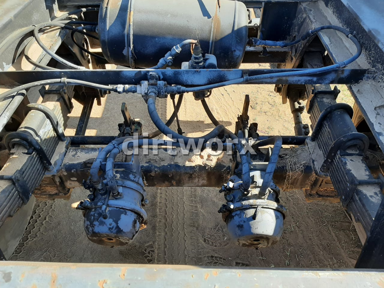 Henred Skeletal Lowbed Container Trailer - Image 13