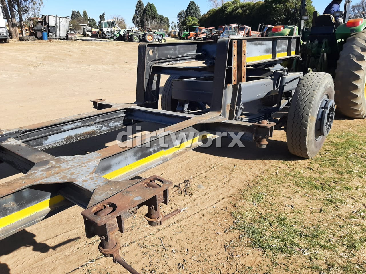 Henred Skeletal Lowbed Container Trailer - Image 22