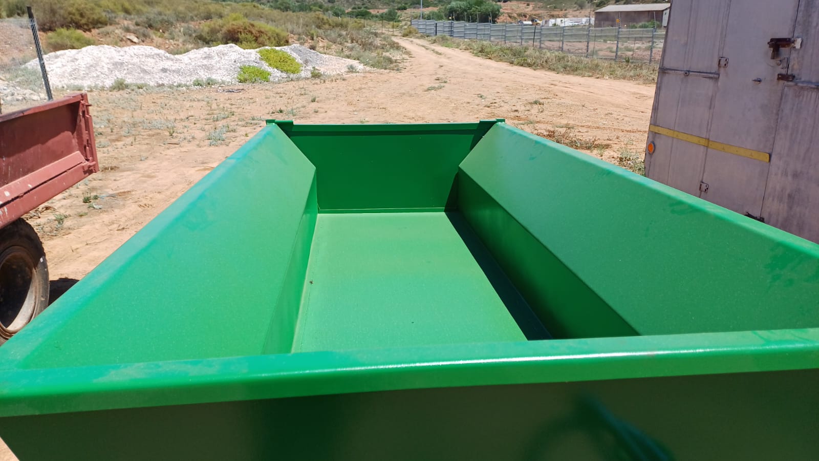 3 Ton Agri-Ma Klipwa Tip Trailer - Image 2