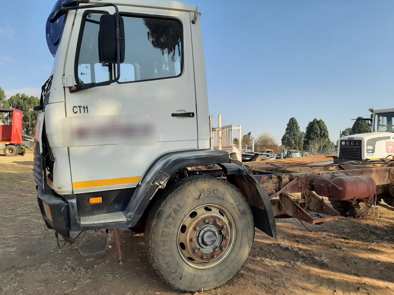 2000 Mercedes Benz 1617 Ecoliner 4×4 Truck (Stripped) - Image 6