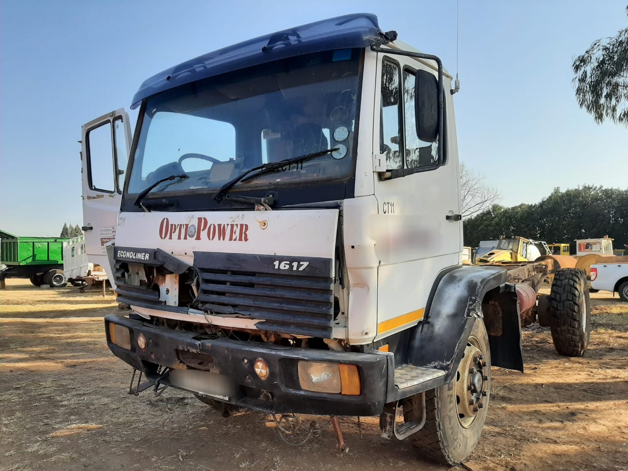 2000 Mercedes Benz 1617 Ecoliner 4×4 Truck (Stripped) - Image 7