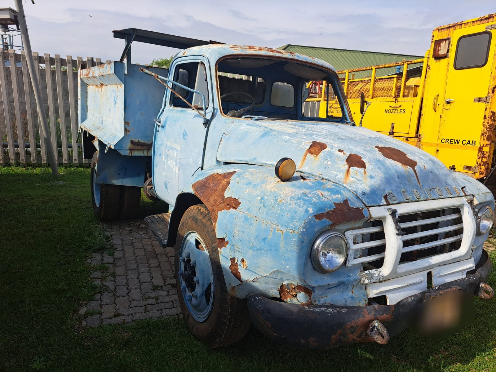 Vintage Bedford Tipper Truck - Image 2