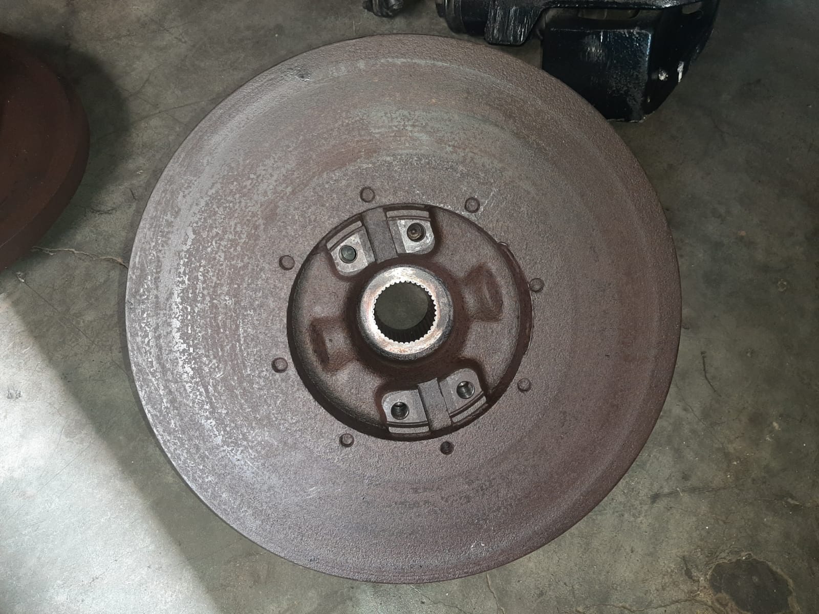 Handbrake Caliper For Bell B30D - Image 4