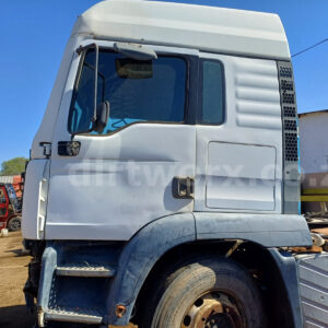 2004 MAN TGA 26 480 Truck Cab