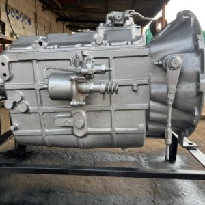 Nissan UD 290 Gearbox