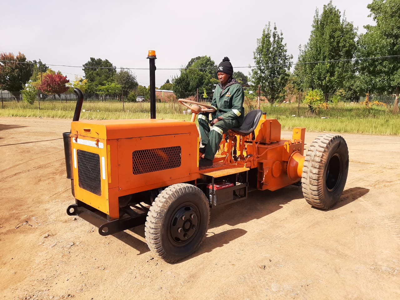 2012 Engine Puller 7 Ton Winch For Power Line