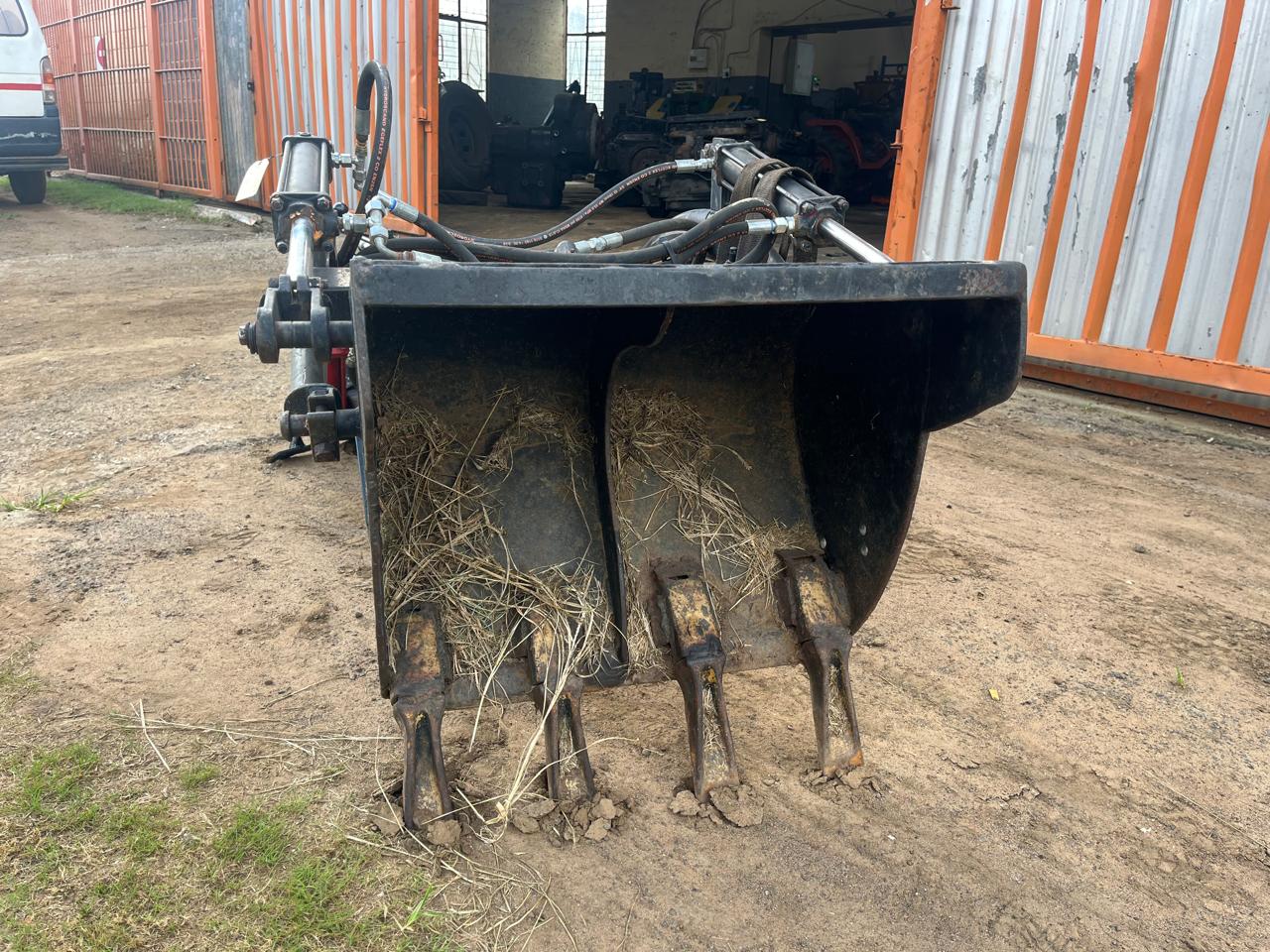 Trekker Laaigraaf Implement - Image 3