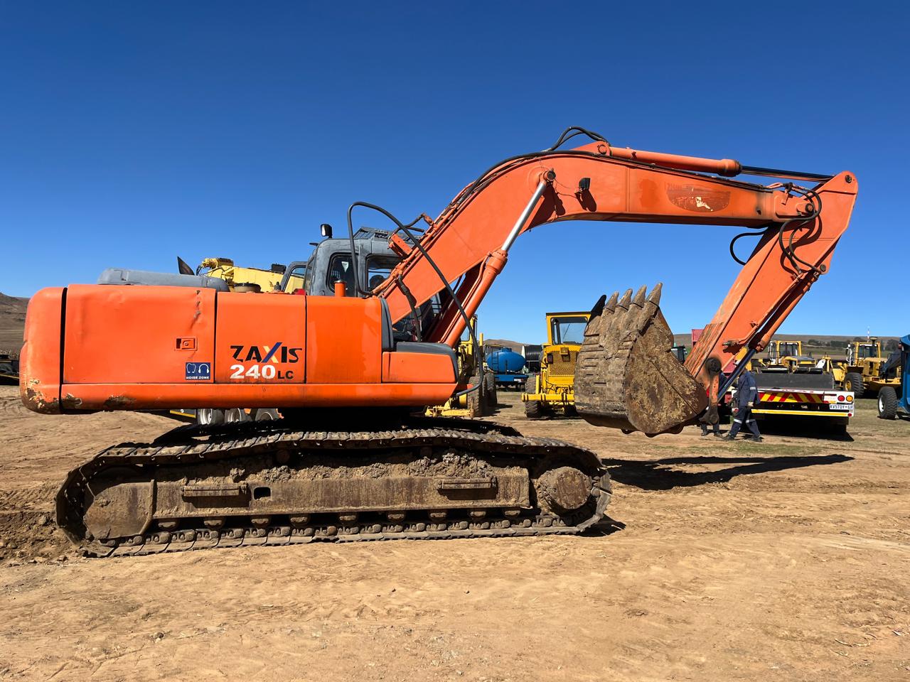 Hitachi ZX240 Excavator - Image 2