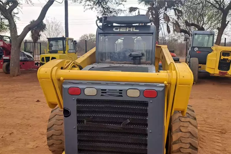 Gehl 7810E Skidsteer Loader - Image 5
