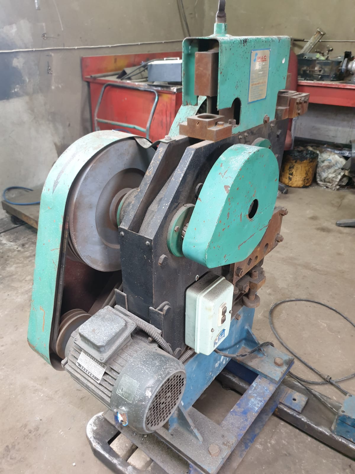 Universal Iron Worker Mac QA32-8B - Image 2