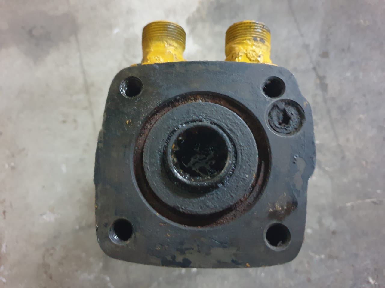 Eaton Char-Lynn Hydraulic Orbital Steering Control Valve 211-1012-002 - Image 3