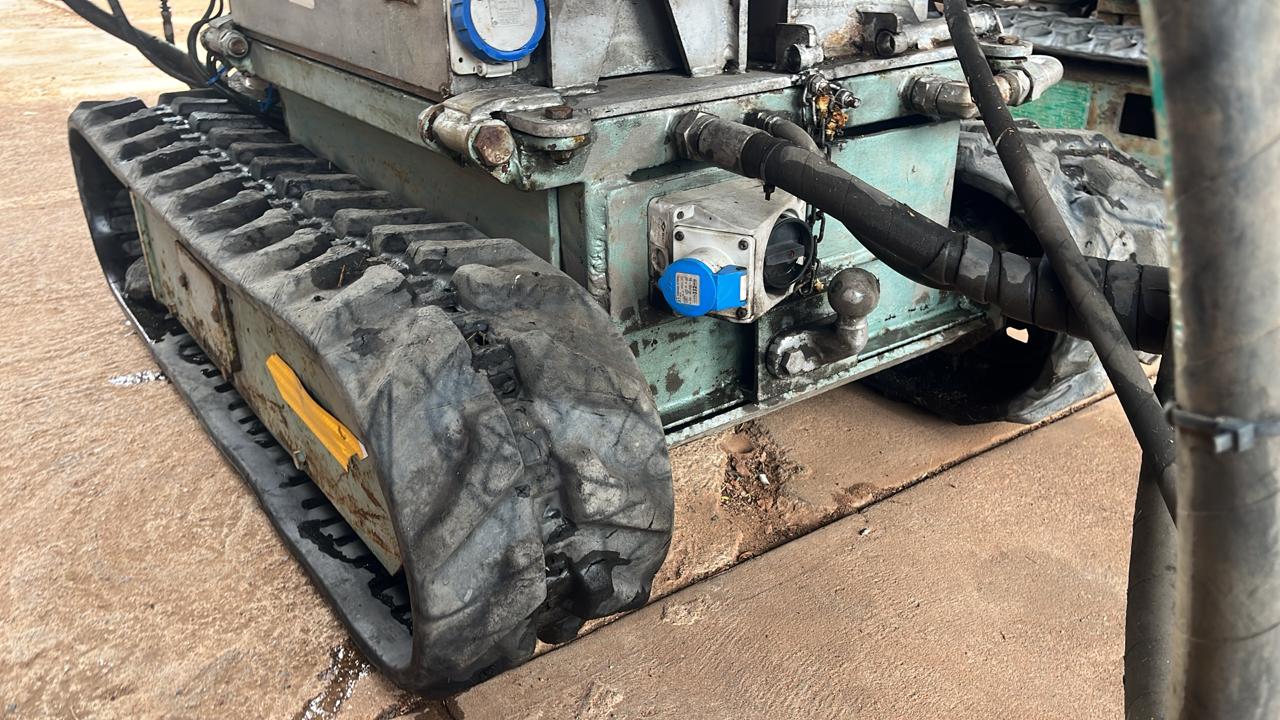 B&M Mining Tracked Drill Rig - Image 3