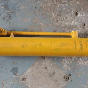 Hydraulic Double Acting Cylinder CIR 390mm x 870mm Length