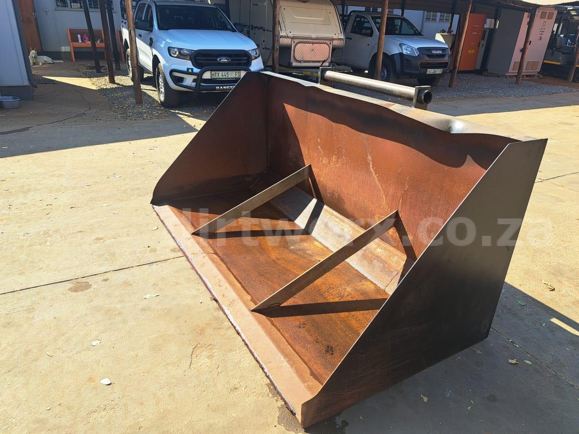 Telehandler Loader Bucket