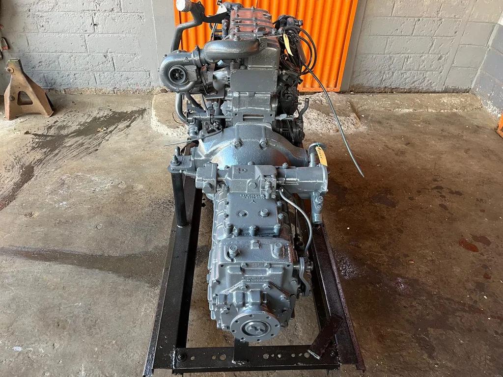 Mercedes OM 352 T Engine with Gearbox - Image 4