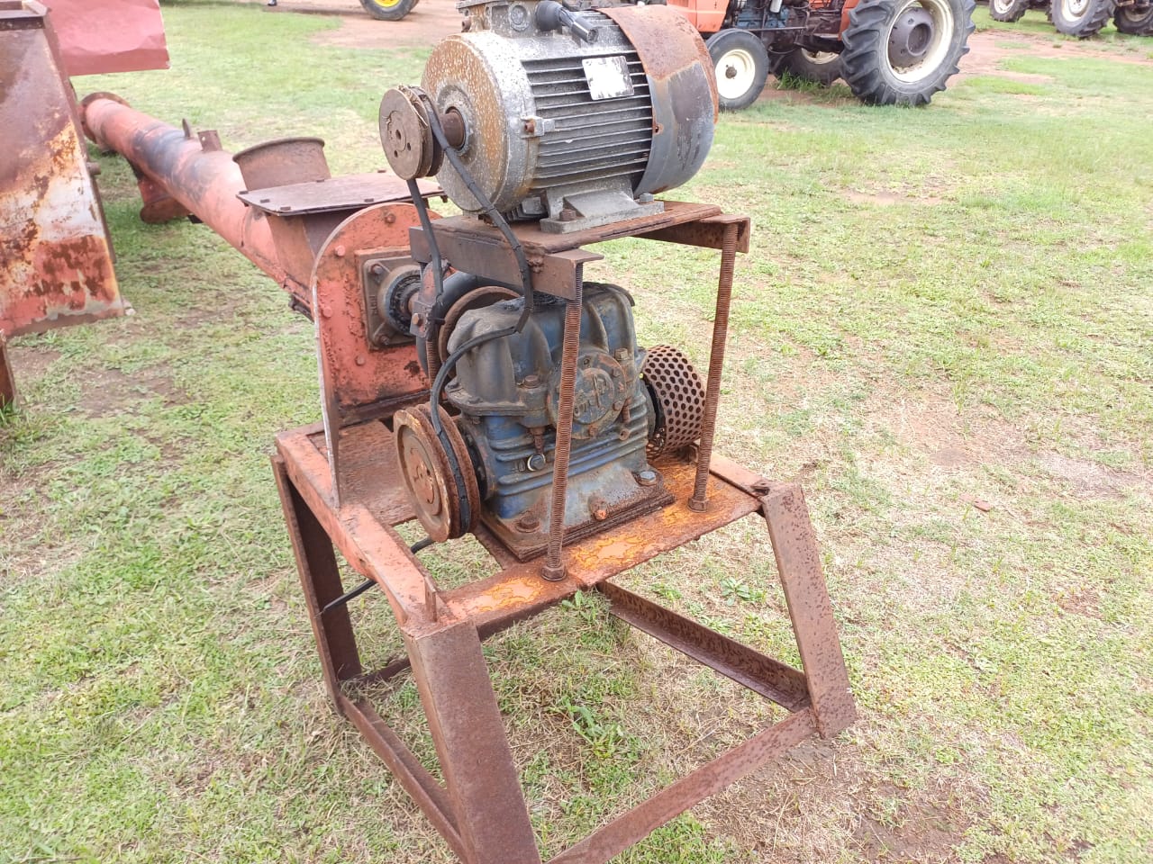 Maize Screw Auger 5.6m - Image 2