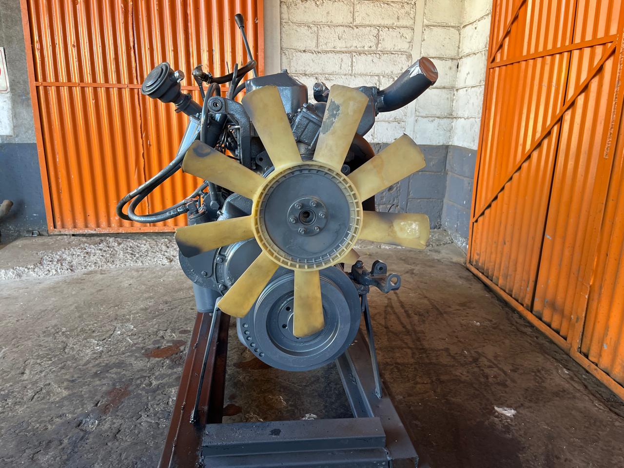 ADE 366 Engine with Gearbox - Image 5