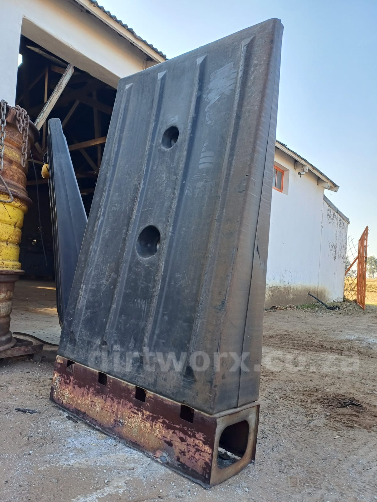 Plastic A-Frame Trailer Divider H 1520mm x W 820mm - Image 5