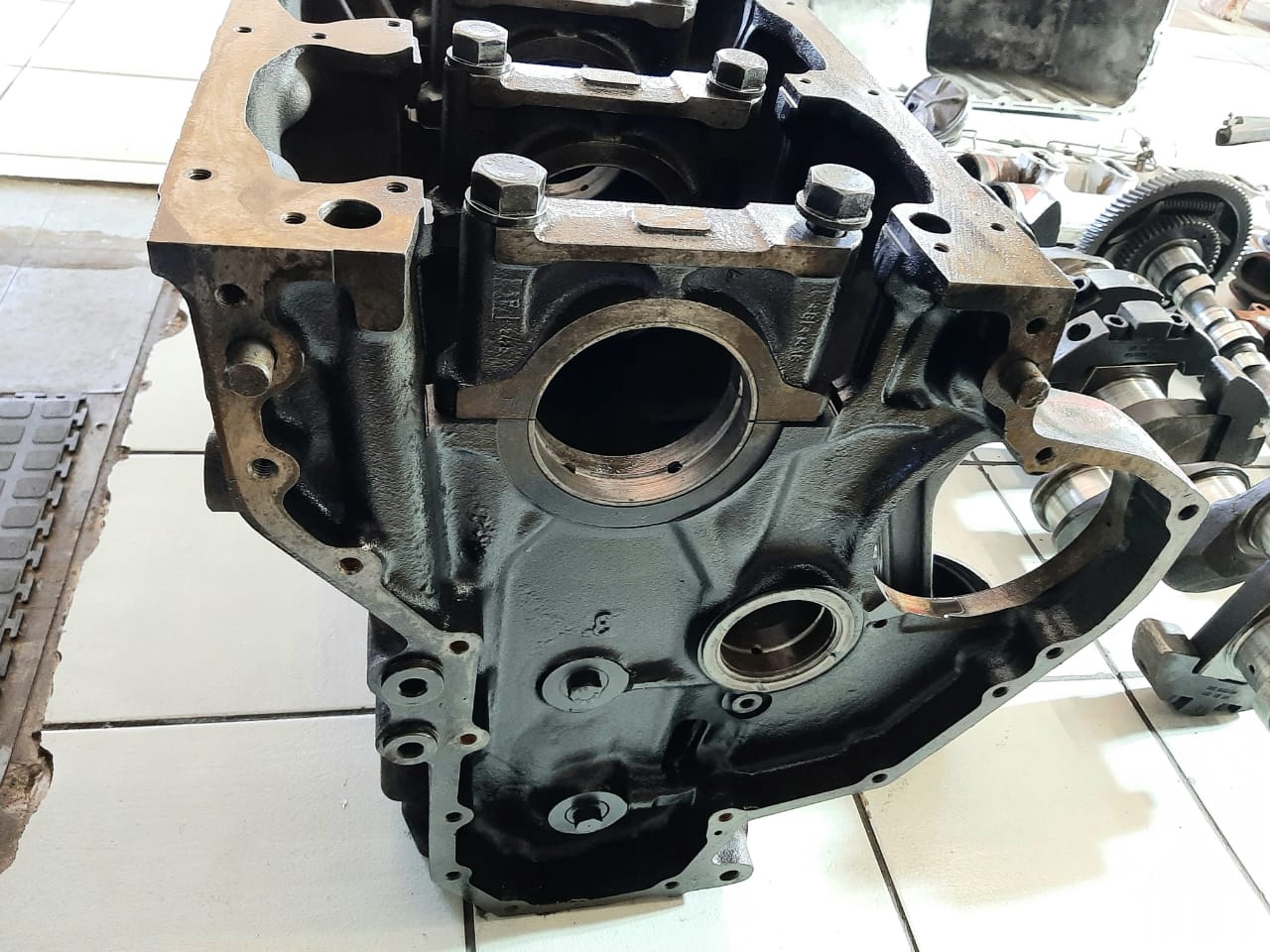 ADE 409 Stripped Complete Engine - Image 5
