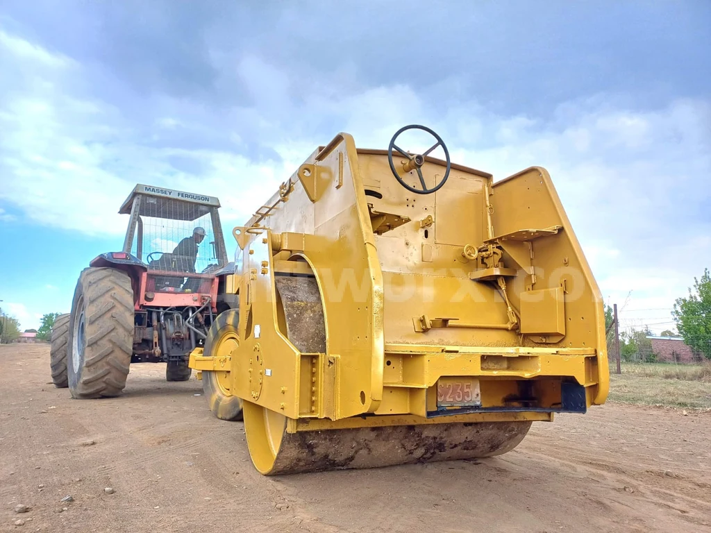 Vibratory Drum and Pneumatic Roller - Image 7