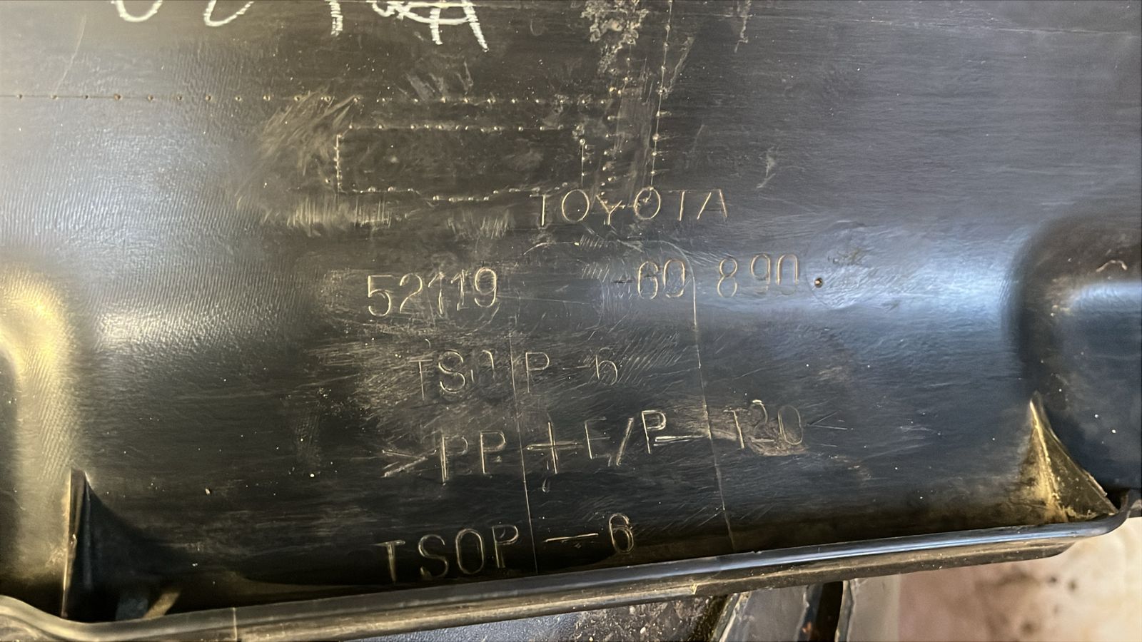 Toyota Land Cruiser FJ76/FJ79 Front Bumper 52119-60890 - Image 6