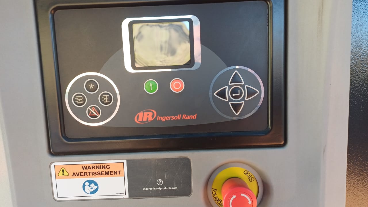 2011 Ingersoll Rotary Screw Air Compressor 75kW / 450CFM / 7,5 Bar - Image 5