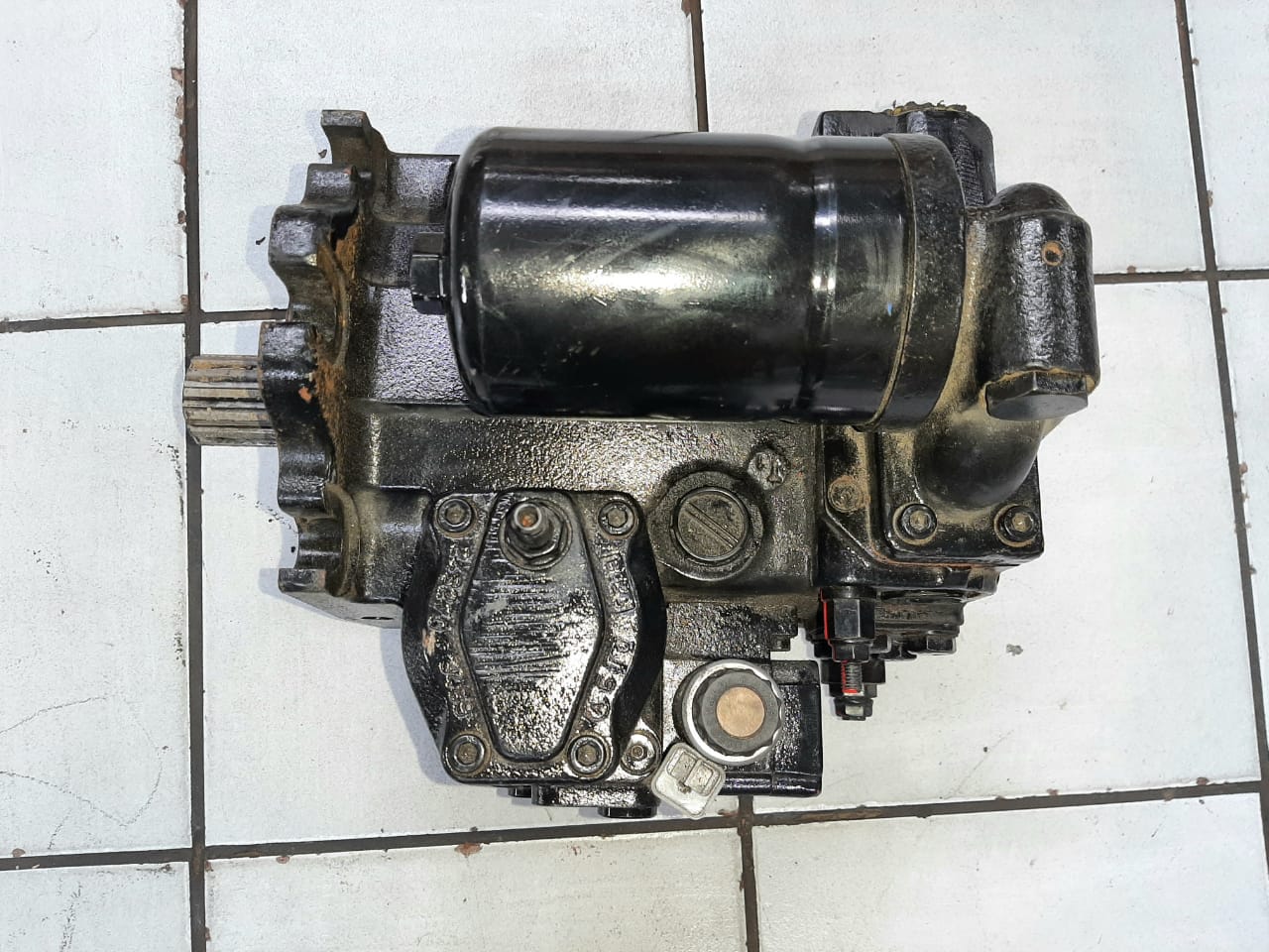 Rexroth Hydraulic Pump A4VG90 - Image 3