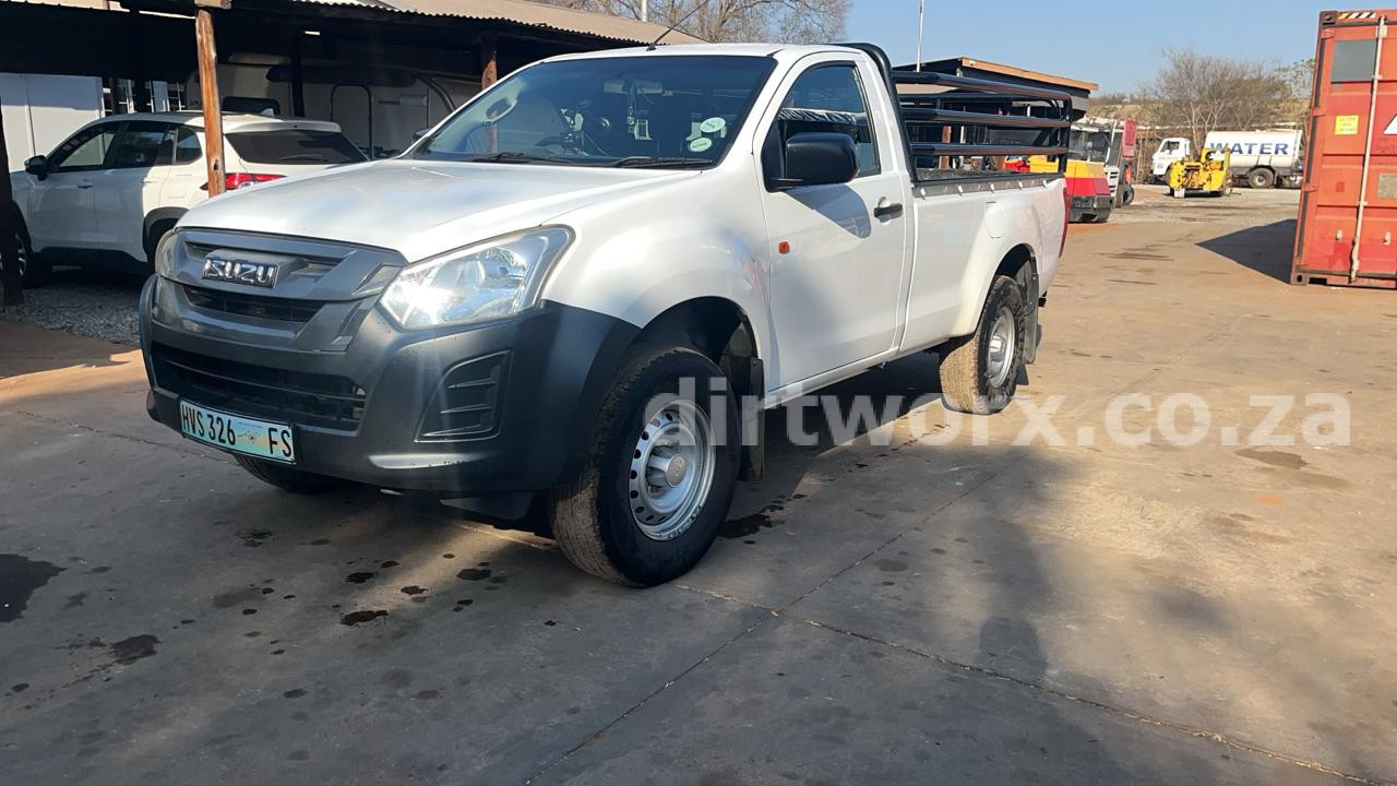 Isuzu Fleetside High Rider 2.5 D-Max Single Cab Bakkie