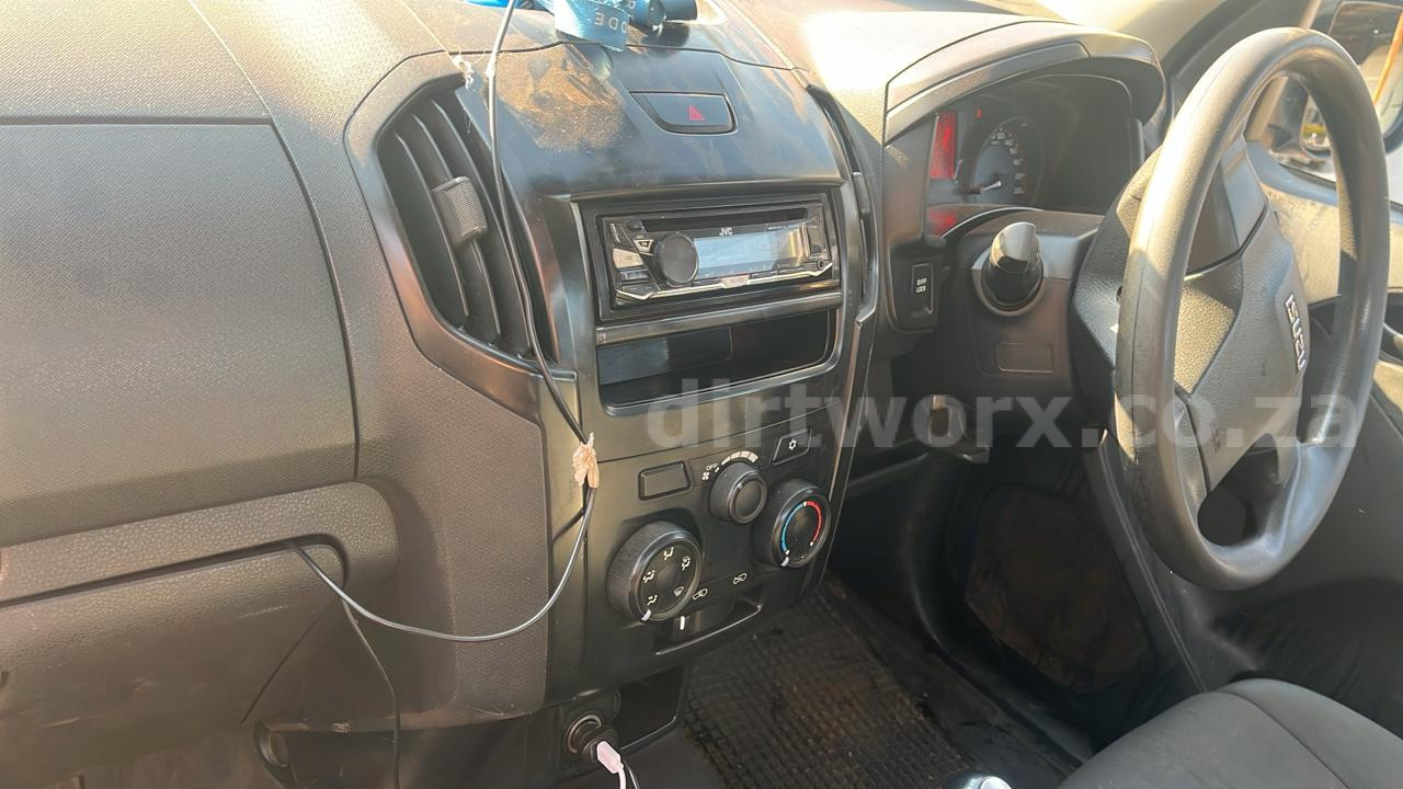 Isuzu Fleetside High Rider 2.5 D-Max Single Cab Bakkie - Image 7