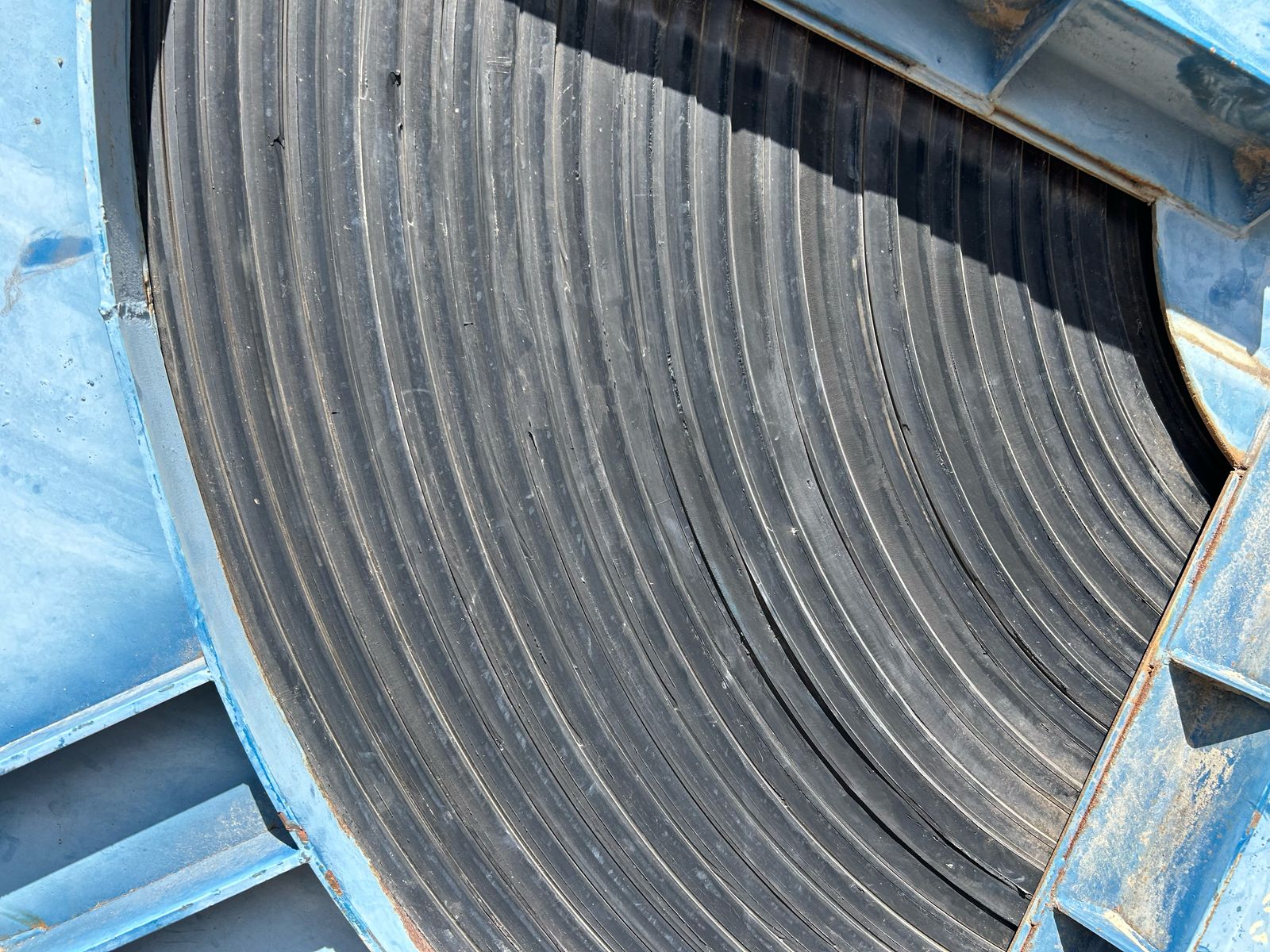 Firestone Steel Reinforced Conveyor 1.04m x 30mm - Image 4