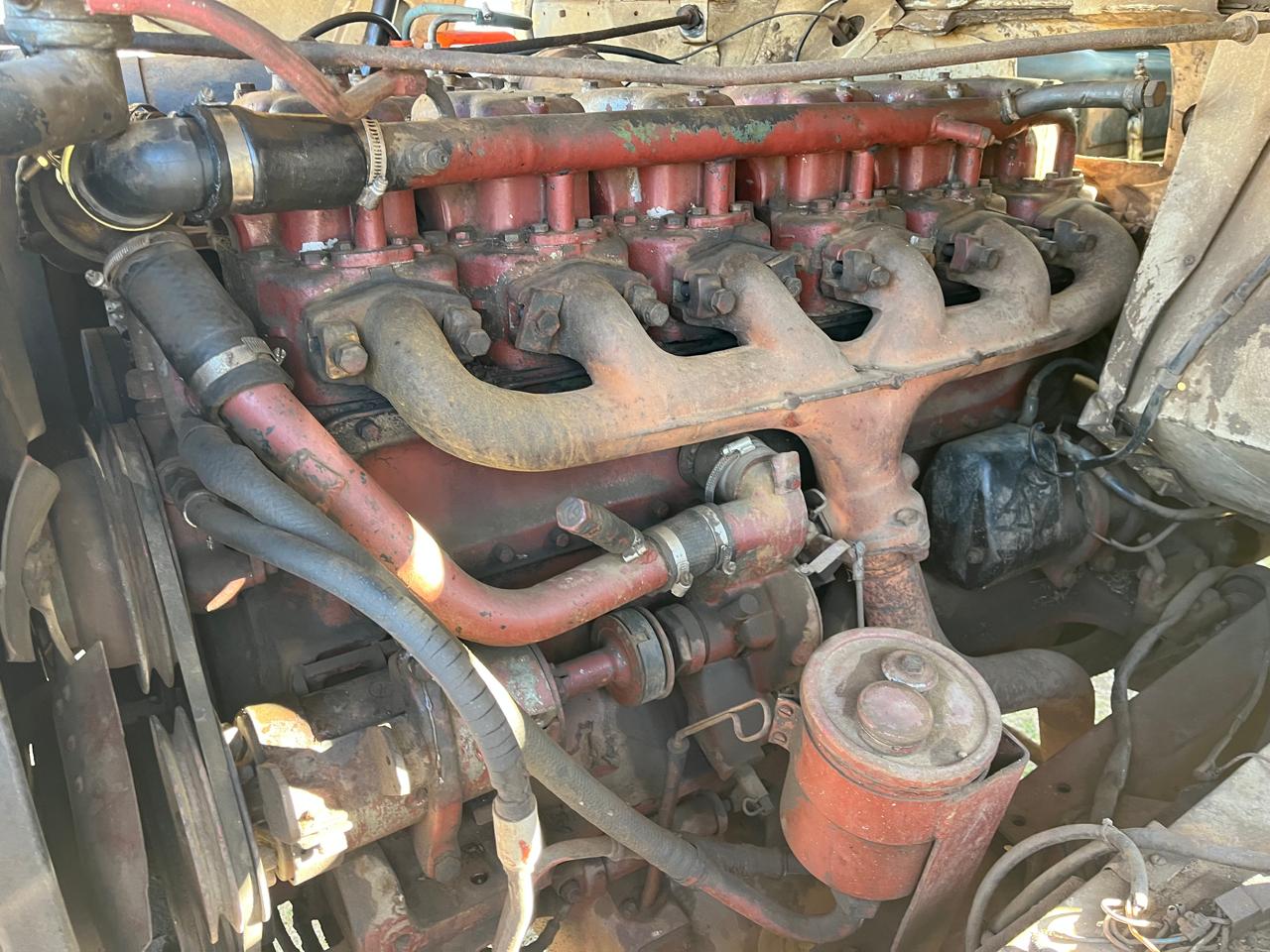 Mercedes Benz 1418 Horse Truck Tractor - Image 8