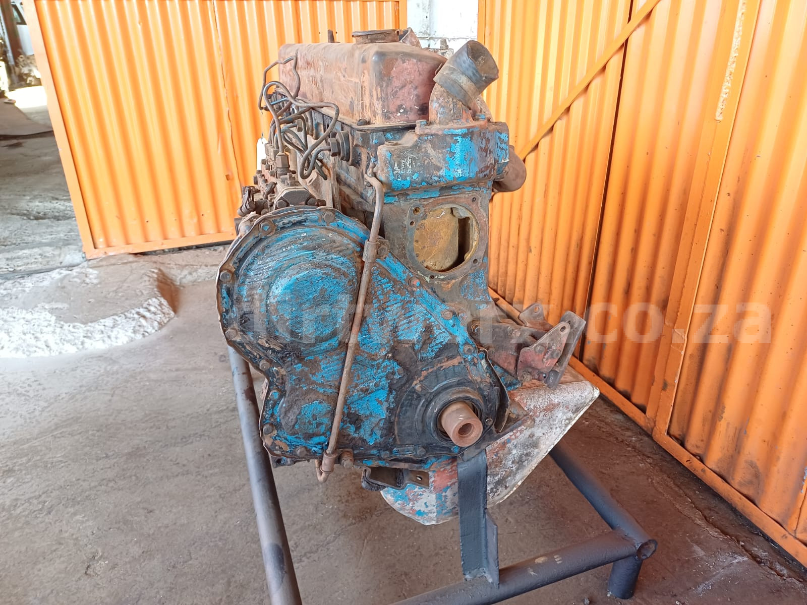 Ford 2713E Engine - Image 5