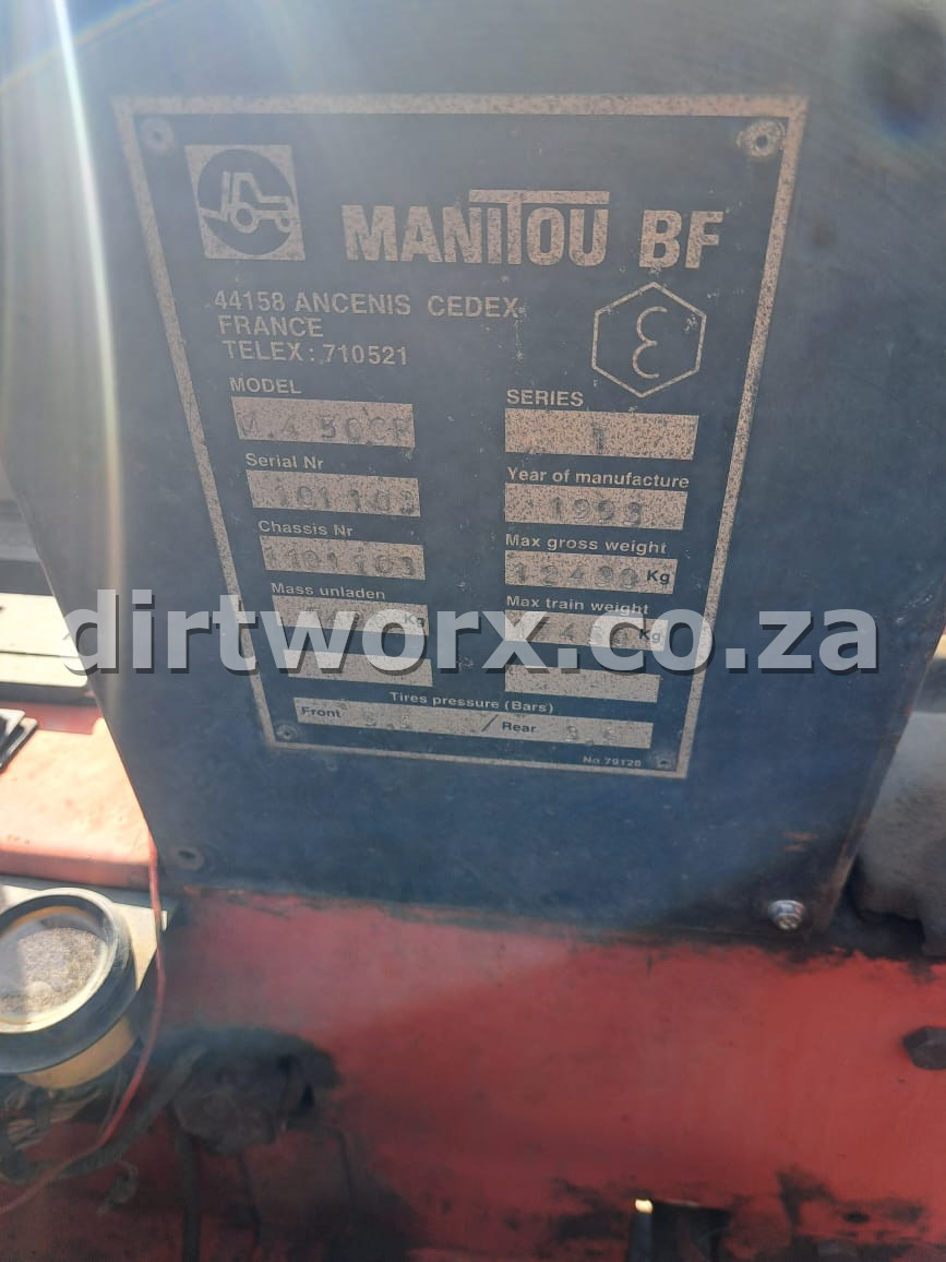Manitou Rough Terrain Forklift 5 Ton - Image 13