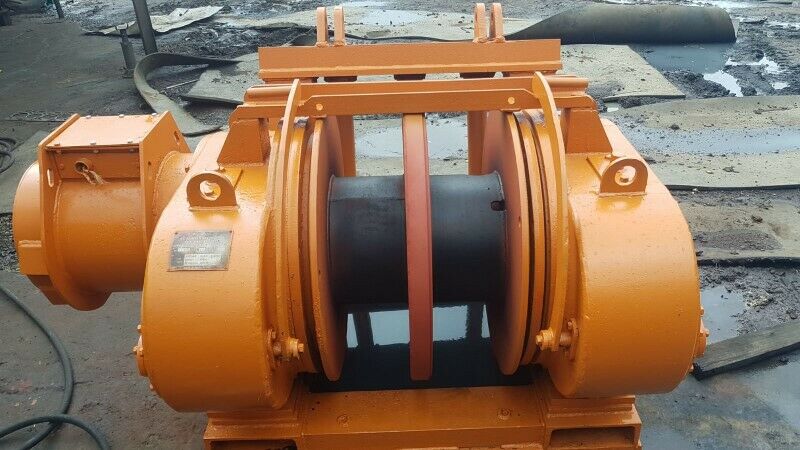 Scraper Winch - Image 2