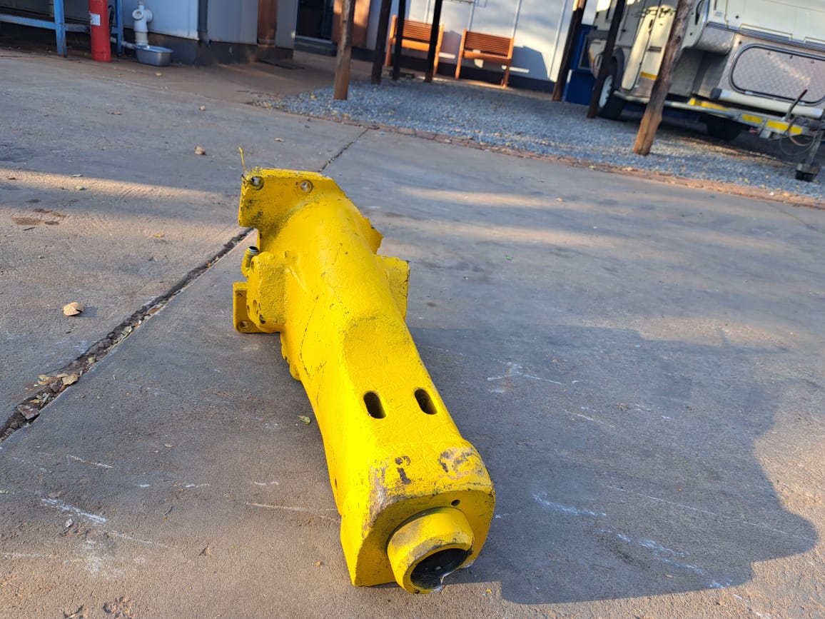 Epiroc Hydraulic Concrete Breaker - Image 6