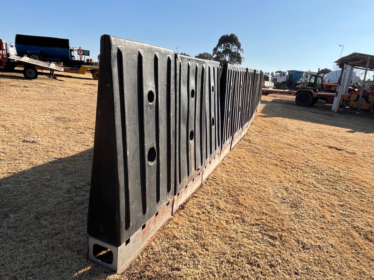 Plastic A-Frame Trailer Divider H 1520mm x W 820mm - Image 3