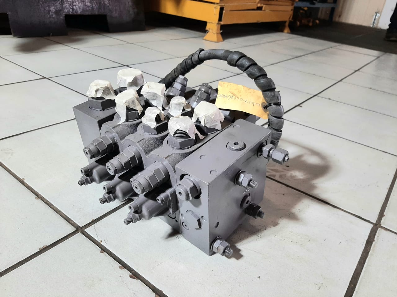 Rexroth 3M4-15-2X Hydraulic Directional Control Valve