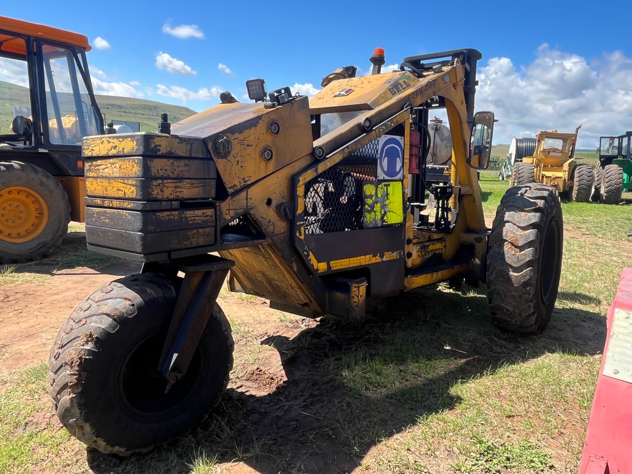 Bell 120 Rough Terrain Forklift 2.75 Ton - Image 5