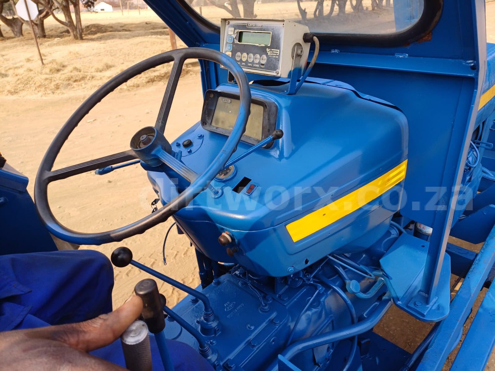 Ford Mobilift Carry Crane 7 Ton - Image 7