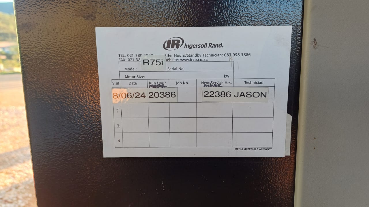 2011 Ingersoll Rotary Screw Air Compressor 75kW / 450CFM / 7,5 Bar - Image 13
