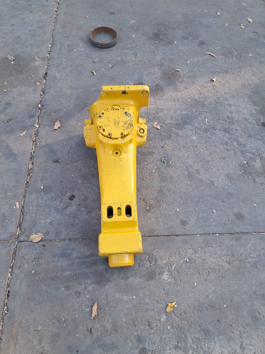 Epiroc Hydraulic Concrete Breaker - Image 5