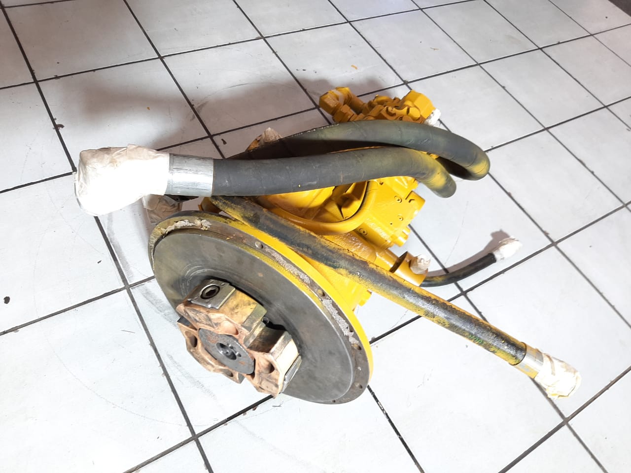 Pump Drive With Hydraulic Pump - Image 9