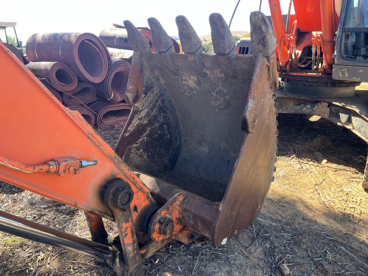 Hitachi ZX240 Excavator - Image 8