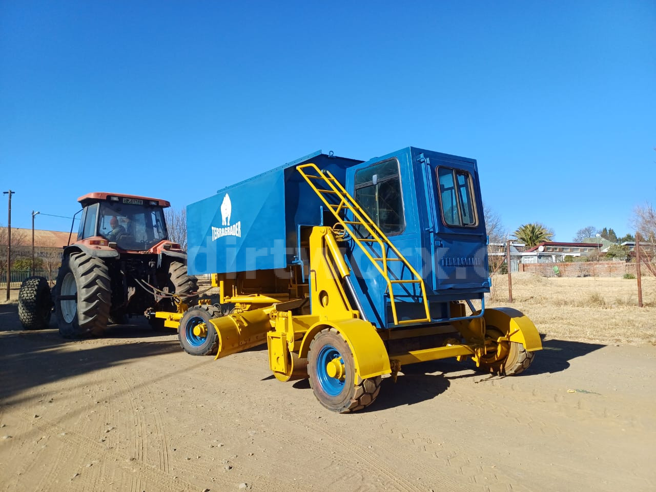 Sleepskraper met Roller Ripper en Watertank - Image 7