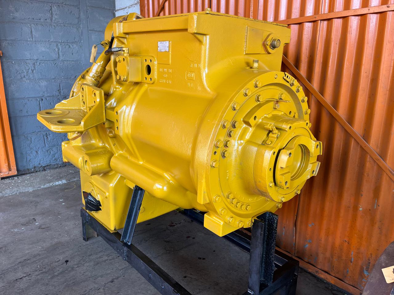 Caterpillar 740B/735B ADT Transmission - Image 6