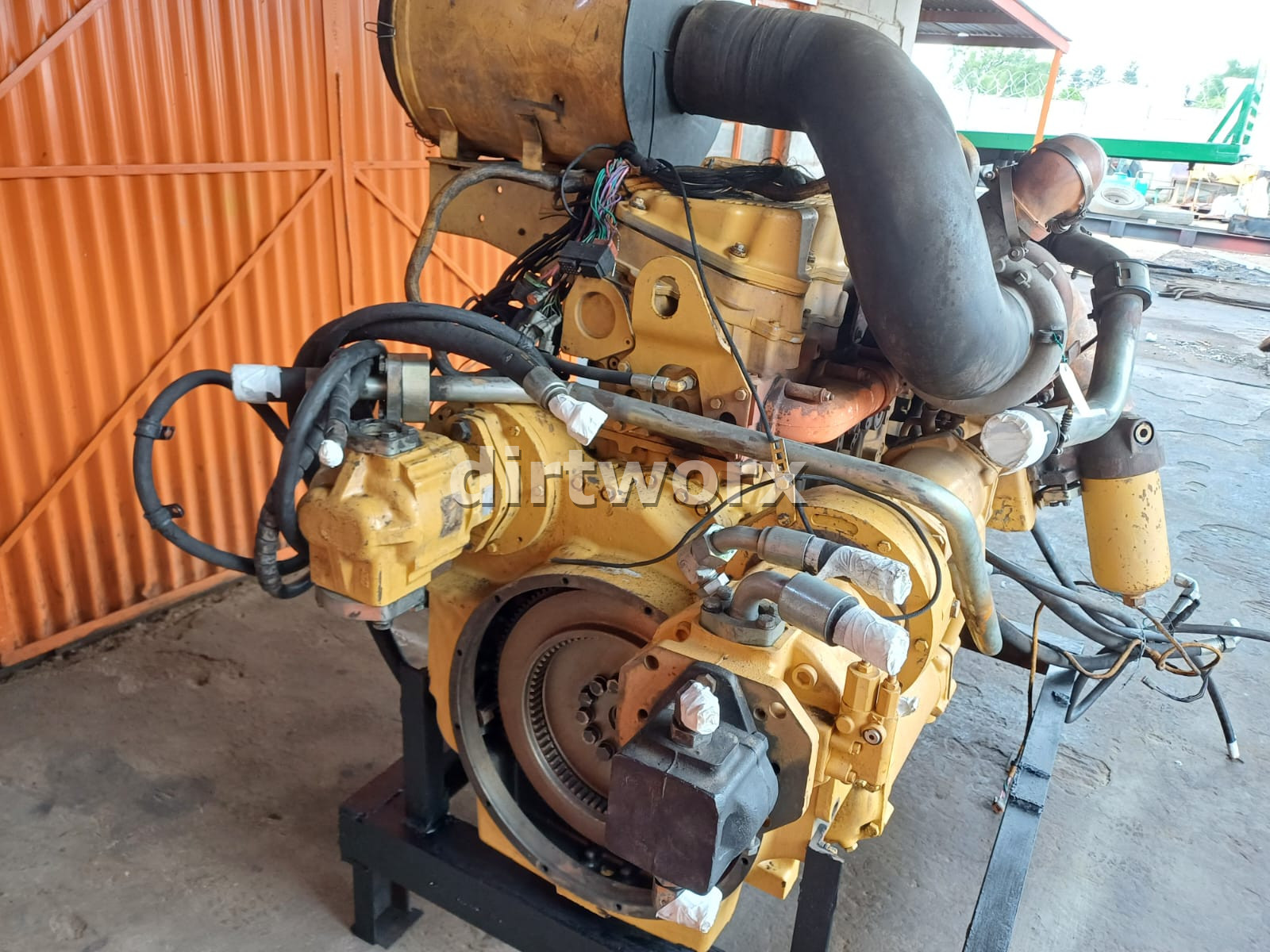 Caterpillar C15 Acert Engine - Image 11