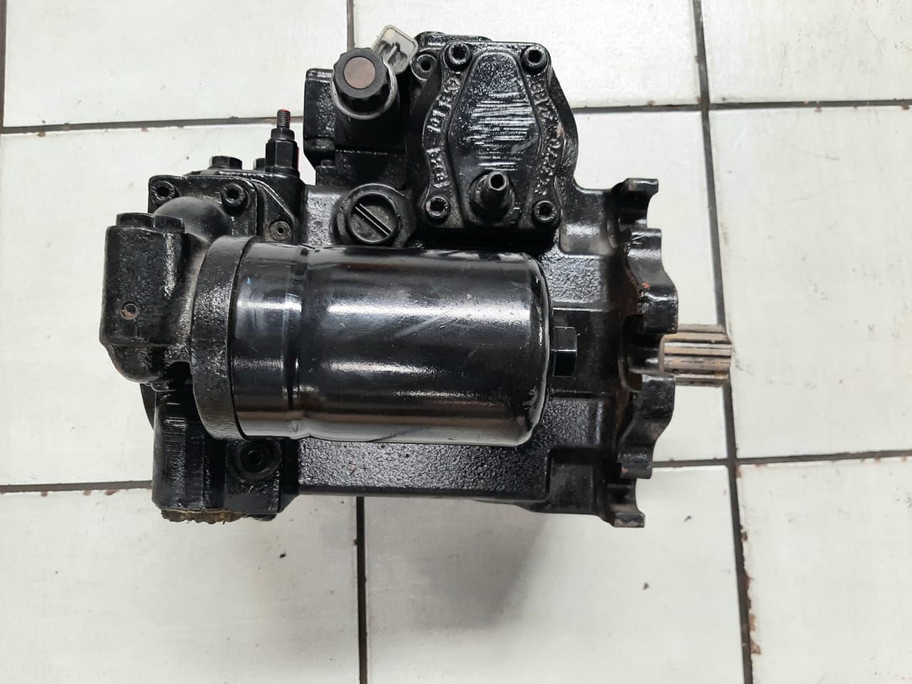Rexroth Hydraulic Pump A4VG90 - Image 7