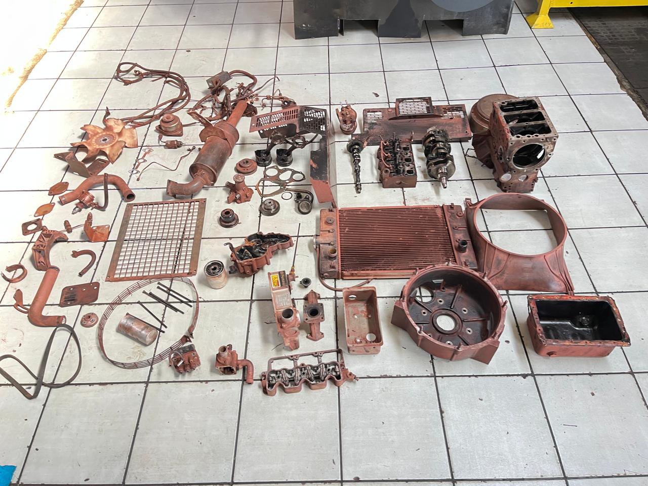 Perkins 403D-11 / Cat C1.1 Engine Stripping For Spares - Image 4