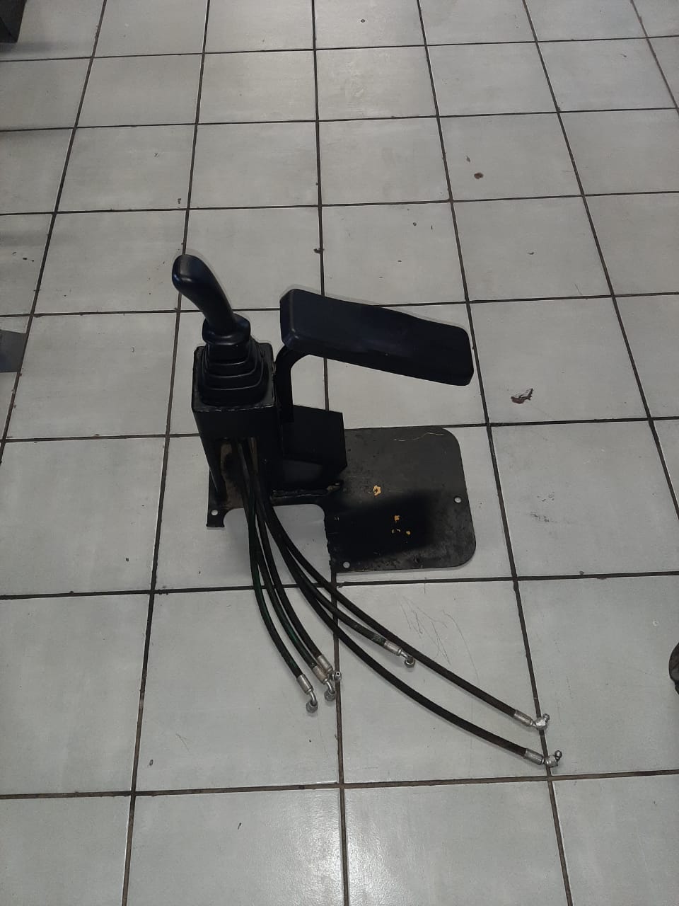 Bell Hydraulic Pilot Control Hydraulic Joystick - Image 6