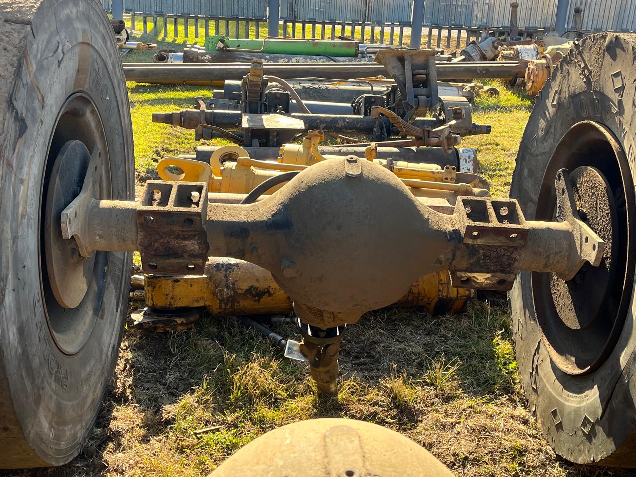 Wuhlf CL935 Rear Differential Axle - Image 2